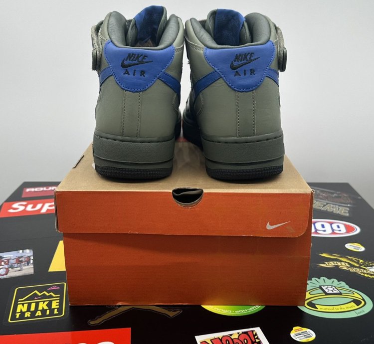 Vintage Nike Air Force 1 Mid Dirk