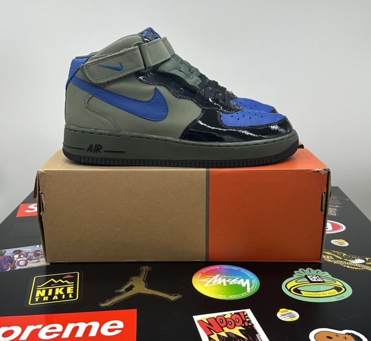 Vintage Nike Air Force 1 Mid Dirk