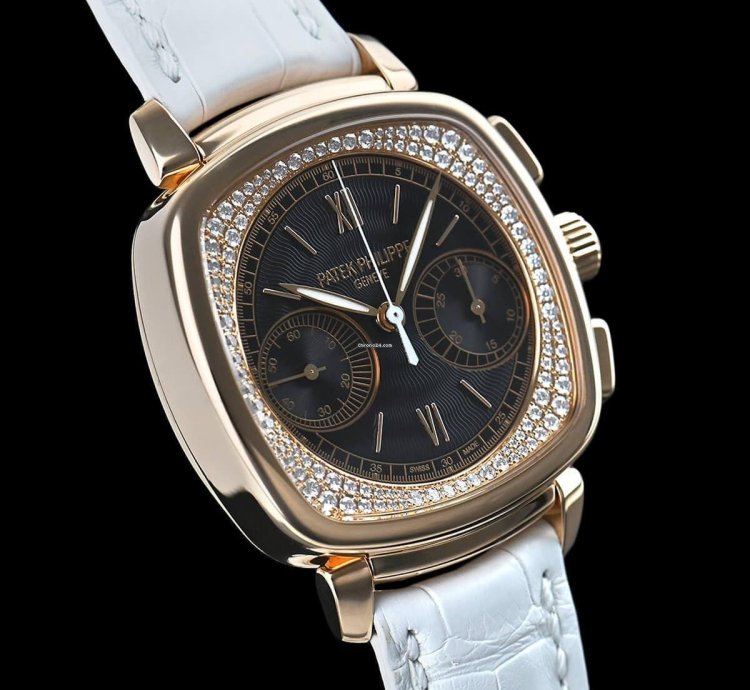 Patek Philippe Chronograph Complications Manual Winding Rose Gold Chronograph Black 35 39mm Box Papers 7071r-010