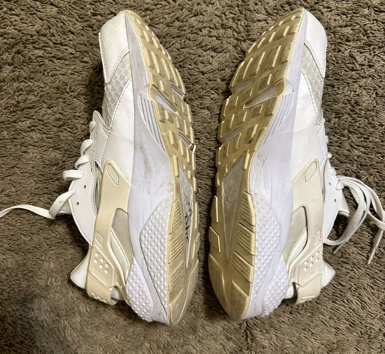 Vintage Nike Air Huarache Triple White 2016 Size 13