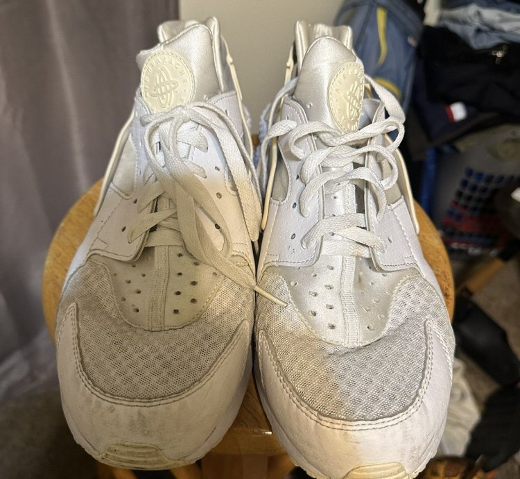 Vintage Nike Air Huarache Triple White 2016 Size 13