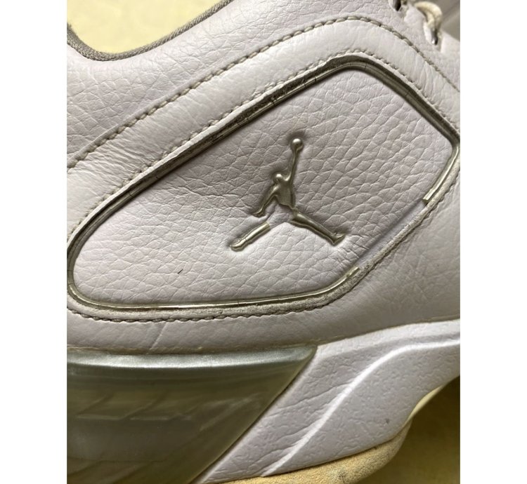 Vintage Nike Air Jordan 2005 Basketball Shoes Size 9 5 Us White Retro Mens