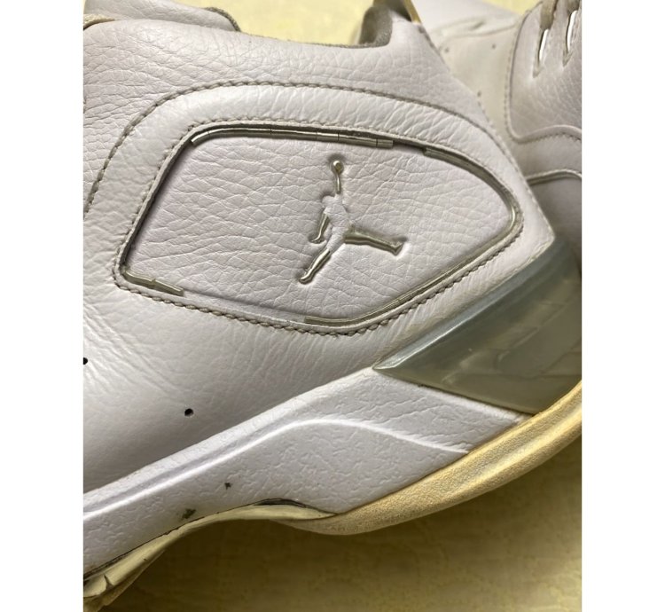 Vintage Nike Air Jordan 2005 Basketball Shoes Size 9 5 Us White Retro Mens