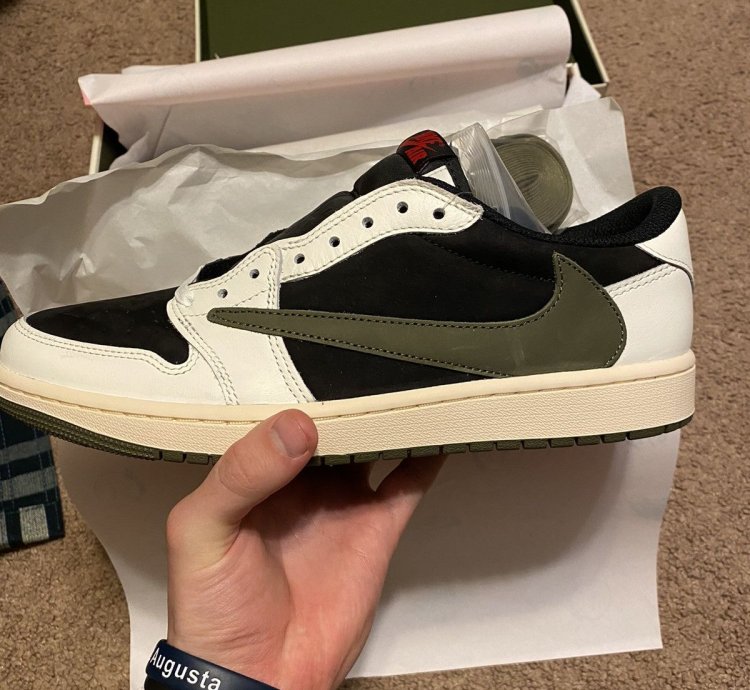 Jordan 1 Travis Scott Olive 9 5m 11w