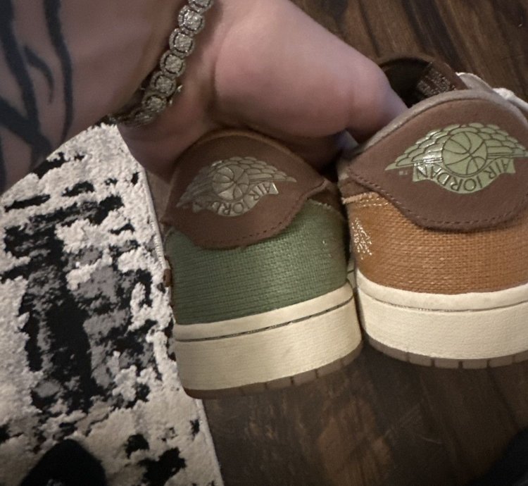 Jordan 1 Voodoo