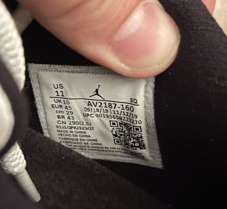Jordan 11 Low Concord Bred