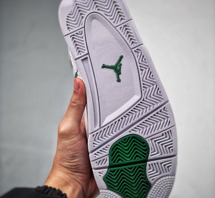 Nike Air Jordan 4 Green Metallic Ct8527-113