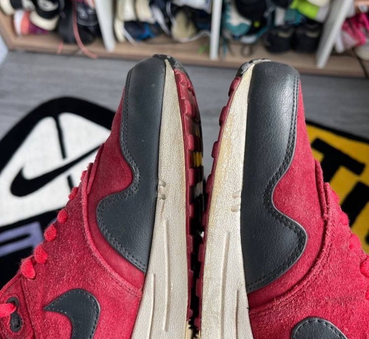 Vintage Nike Air Max 1 Premium Gym Red