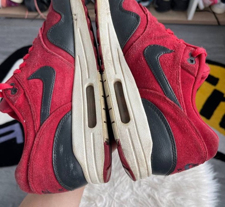 Vintage Nike Air Max 1 Premium Gym Red