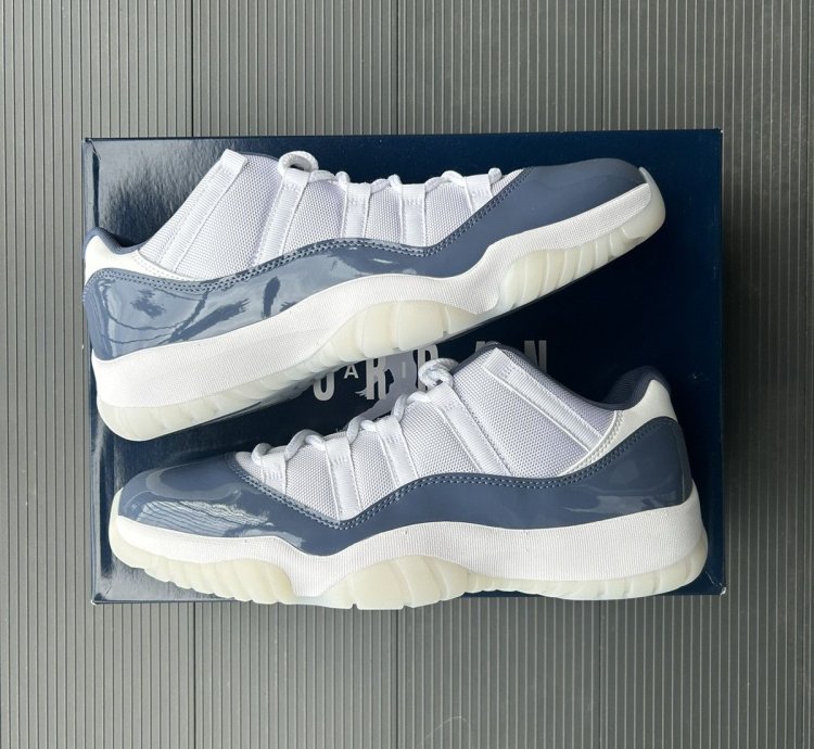 Jordan 11 Retro Low Diffused Blue