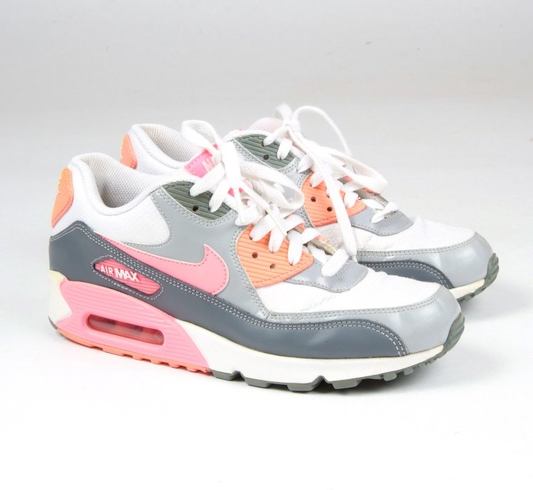 Vintage Nike Air Max 90 Essential