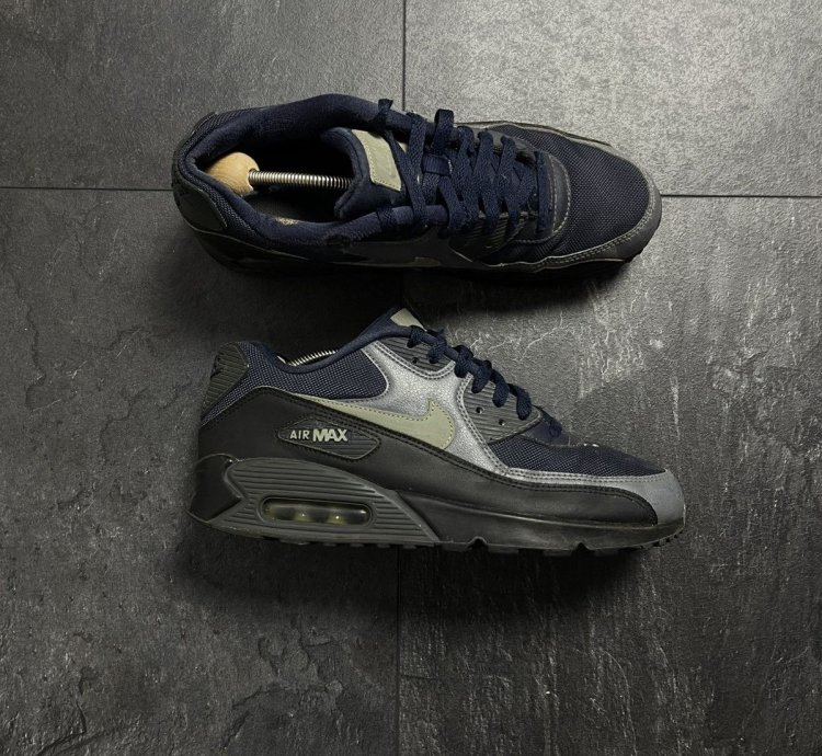 Vintage Nike Air Max 90 Essential Obsidian