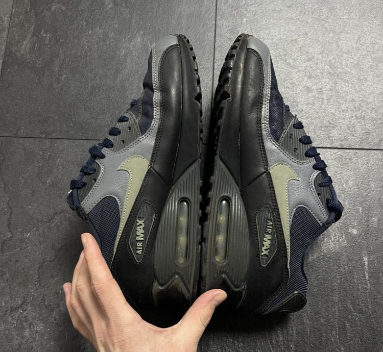 Vintage Nike Air Max 90 Essential Obsidian