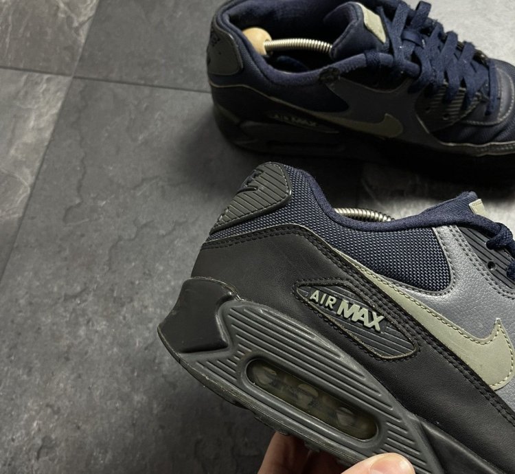 Vintage Nike Air Max 90 Essential Obsidian