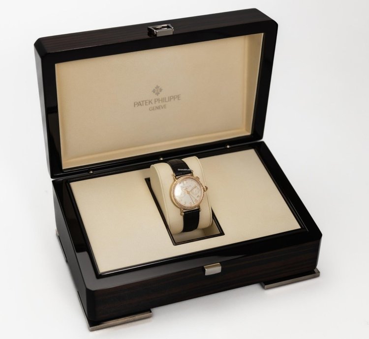 Patek Philippe Chronograph Ladies Split Second Chronograph Ref 7059- 18k Rose Ivory Dial Box Papers Bj-2012 Germany