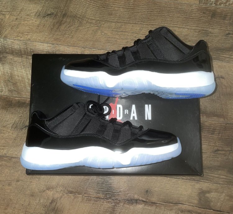 Jordan 11 Space Jam Low