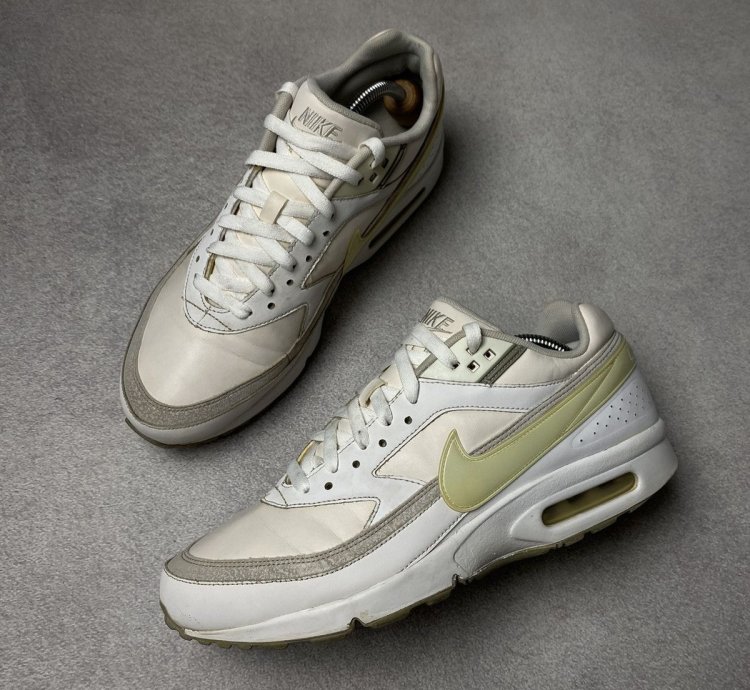 Vintage Nike Air Max 90 Leather Sneakers Y2k 309210-138