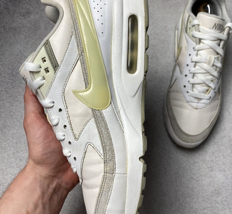 Vintage Nike Air Max 90 Leather Sneakers Y2k 309210-138
