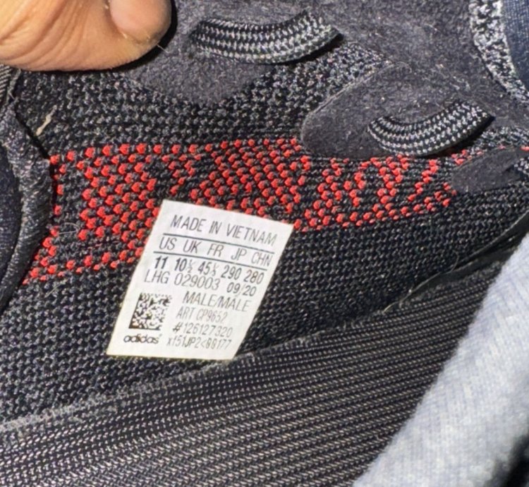 Adidas Yeezy Boost 350 Bred