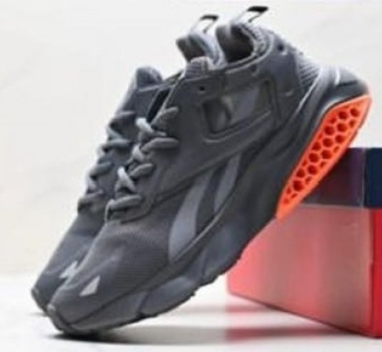 Reebook Hexalite Legacy Black Orange Sneakers