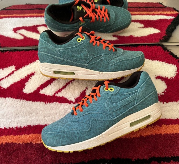 Vintage Nike Air Max 90 Sneakers Blue Leopard Rare Us 8 5