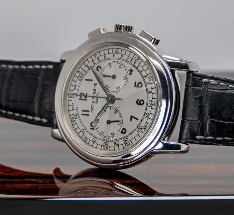 Patek Philippe Chronograph Oversize Chronograph 5070g-001