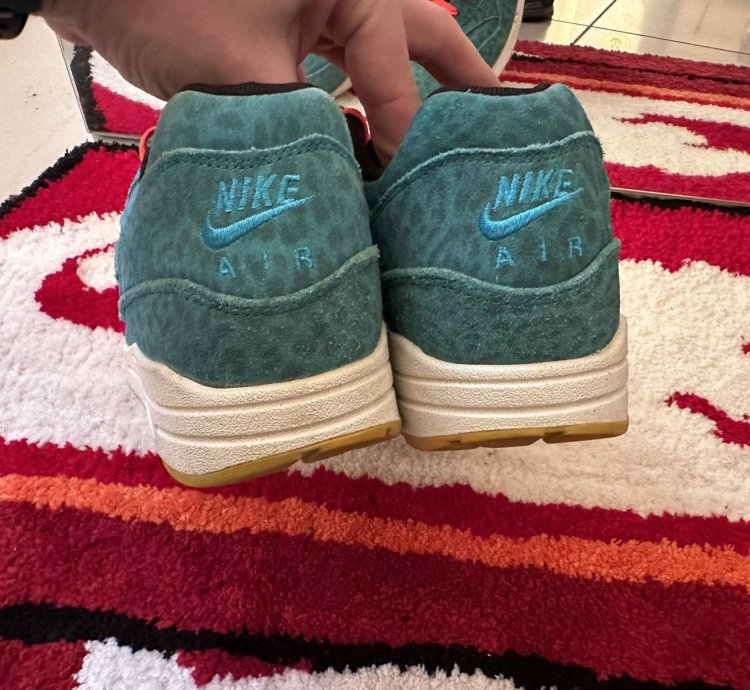 Vintage Nike Air Max 90 Sneakers Blue Leopard Rare Us 8 5