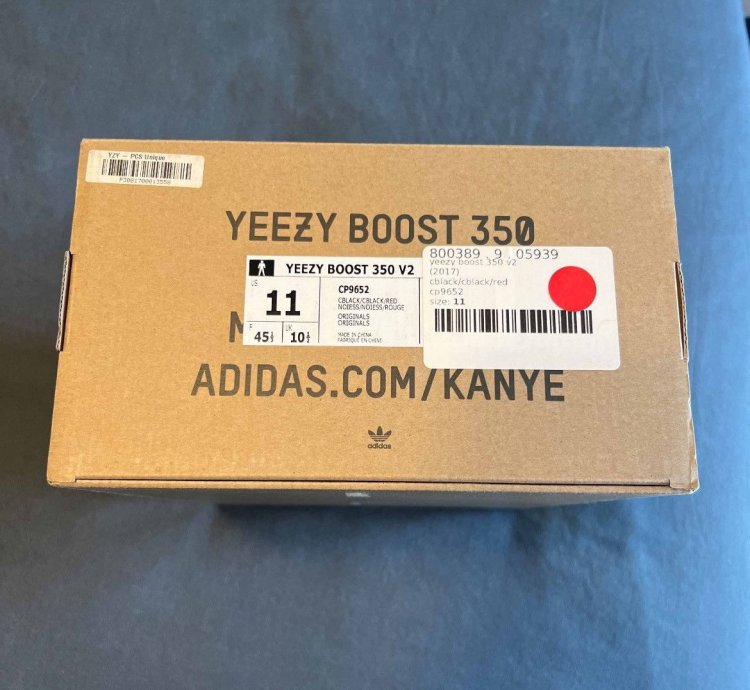 Adidas Yeezy Boost 350 V2 Bred Size 11 Cp9652