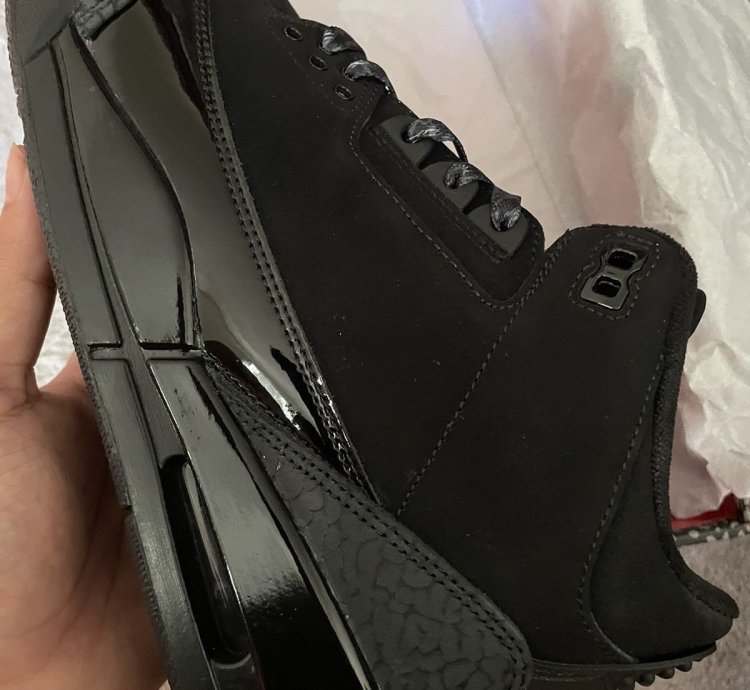 Jordan 3 Black Cats Size 10