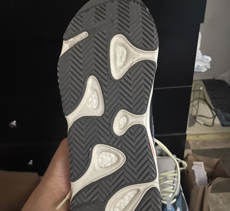 Adidas Yeezy Boost 700 Wave Runner Size 13 5