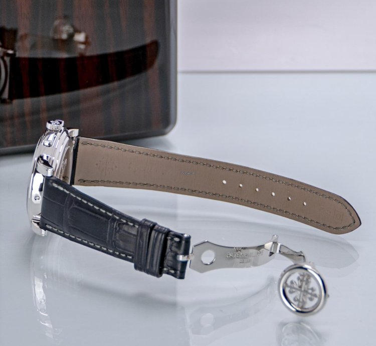 Patek Philippe Chronograph Oversize Chronograph 5070p-001