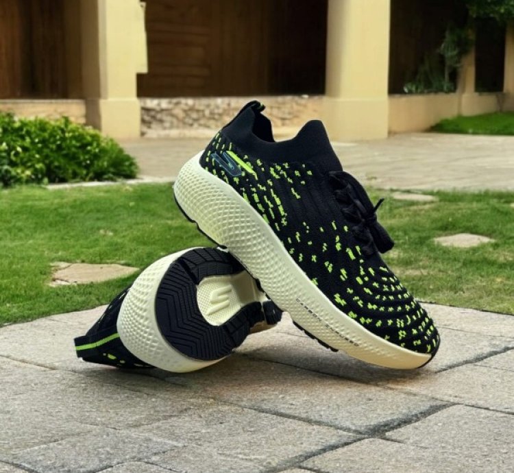 Skecher S Max Road Hyper Burst Green Sneakers