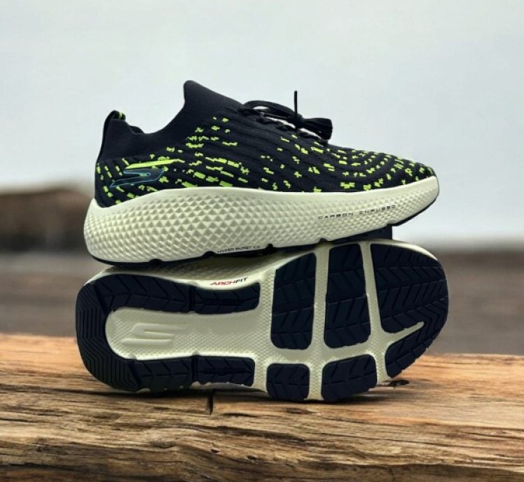 Skecher S Max Road Hyper Burst Green Sneakers