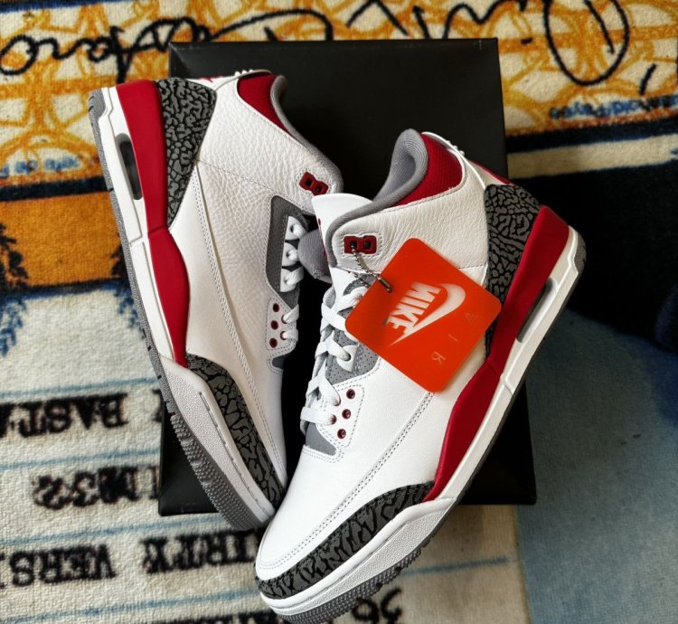 Jordan 3 Fire Red Retro 2022