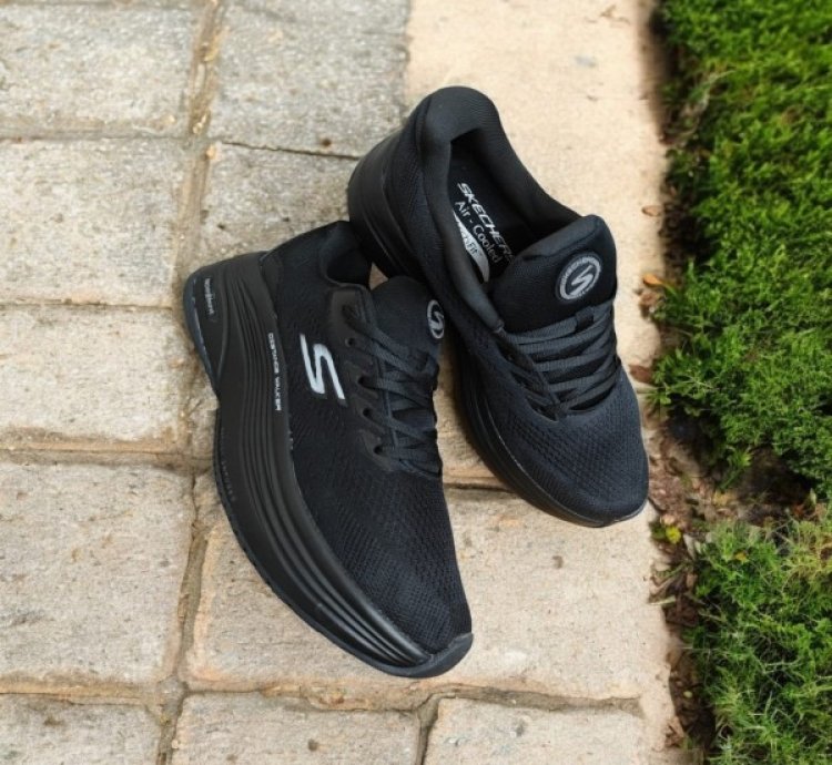 Skechers Go Walk Distance Walker Triple Black Sneakers