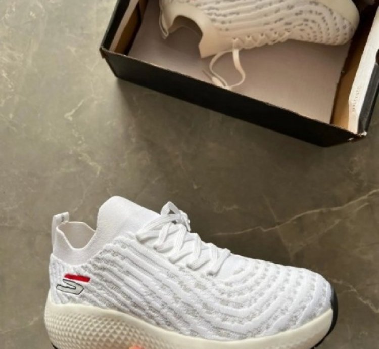 Skechers Max Road Hyper Burst Triple White Sneakers