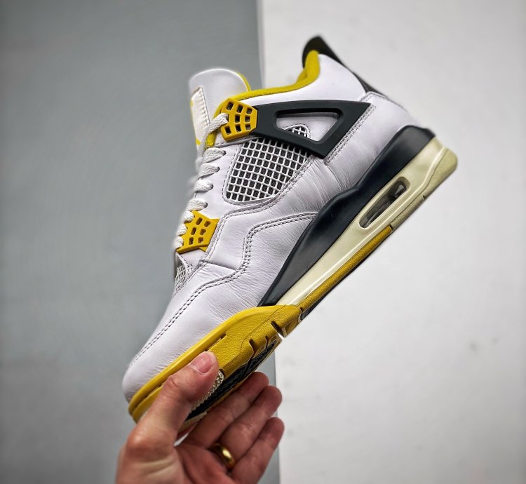 Nike Air Jordan 4 Vivid Sulfur Aq9129-101
