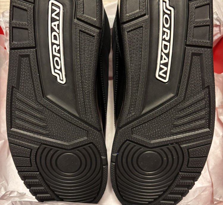 Jordan 3 Retro Black Cat 2025