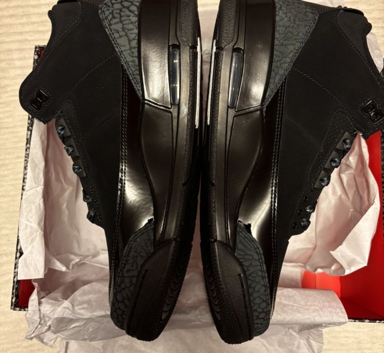 Jordan 3 Retro Black Cat 2025