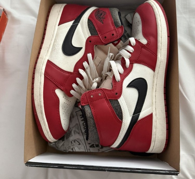 Air Jordan 1 Lost Founds