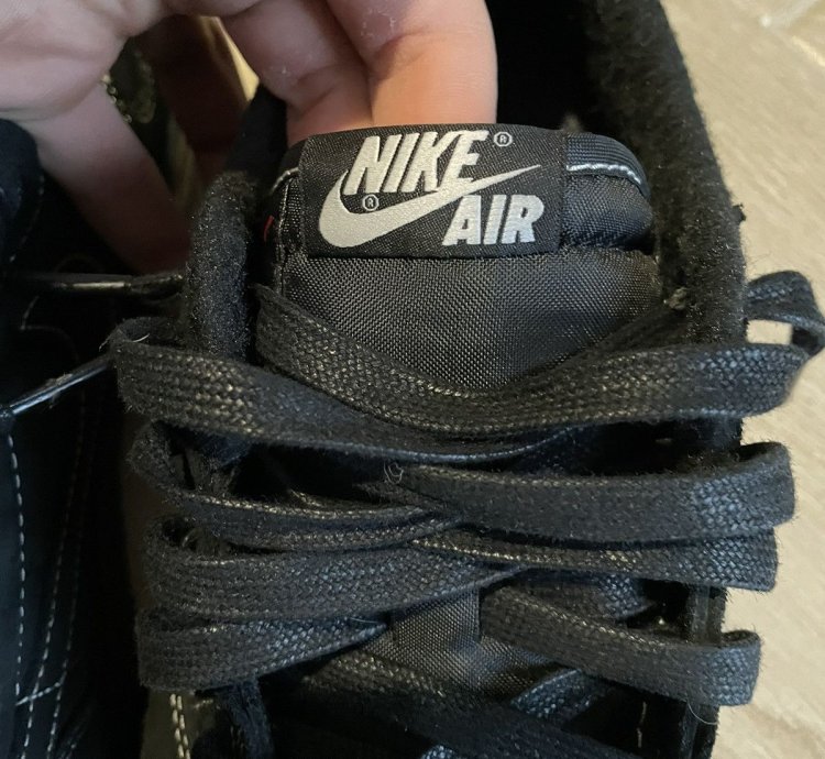 Air Jordan 1 Low Black Phantom