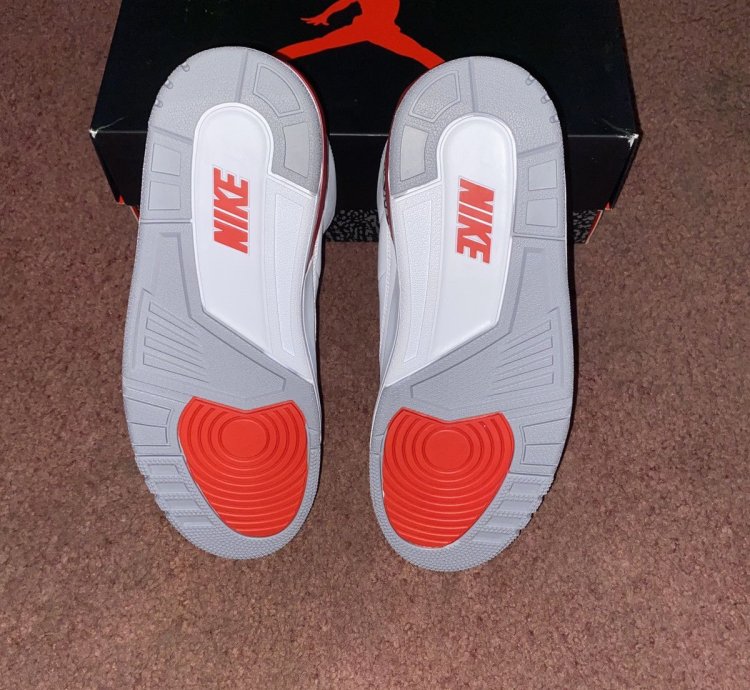 Jordan 3 Retro Fire Red
