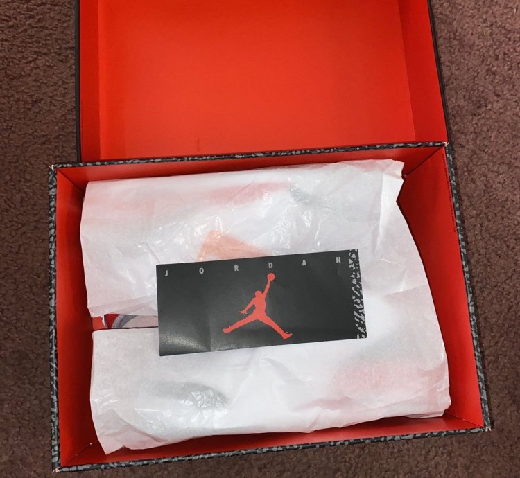 Jordan 3 Retro Fire Red