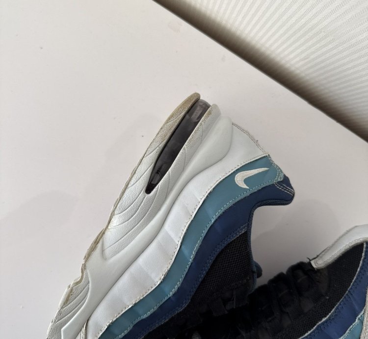 Vintage Nike Air Max 95 Y2k Rare Drill Sk8 Ocean Sneakers