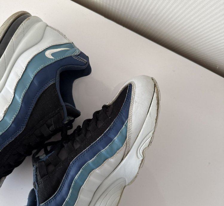 Vintage Nike Air Max 95 Y2k Rare Drill Sk8 Ocean Sneakers