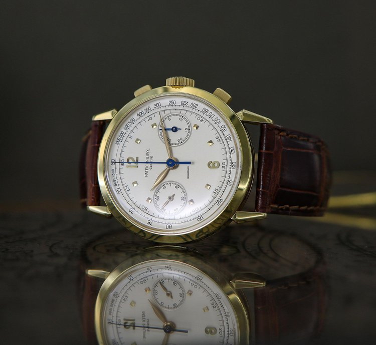Patek Philippe Chronograph Vintage Chronograph 18kt Yellow Gold Spider Lugs Ref 1579 From Year 1953