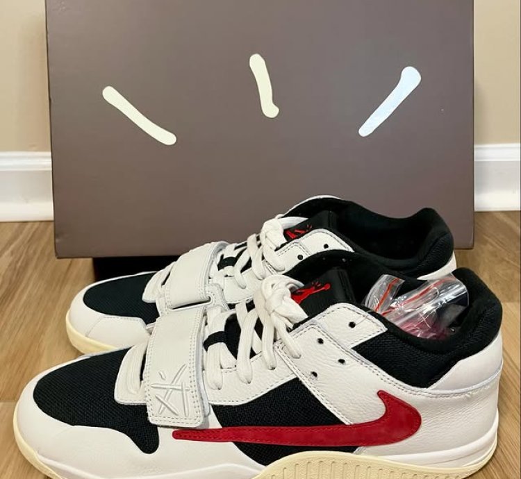 Travis Scott X Jordan Jumpman Jack university Red