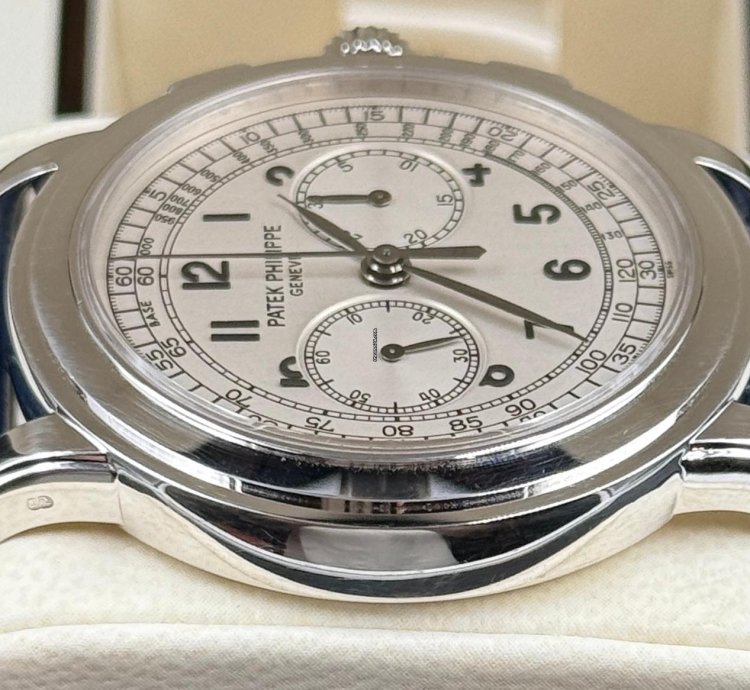 Patek Philippe Chronograph White Gold 42mm 5070g-001 2023 Service