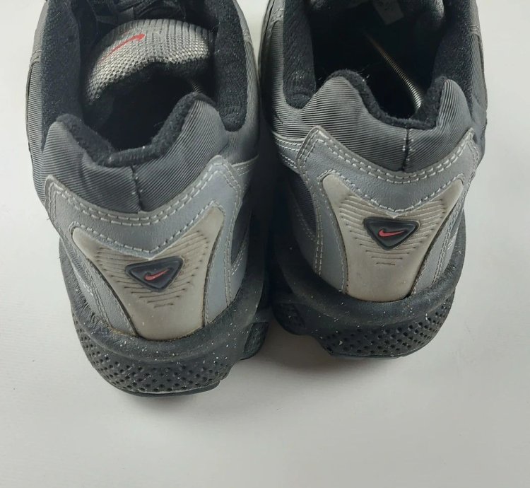 Vintage Nike Air Pegasus 12 5 Us