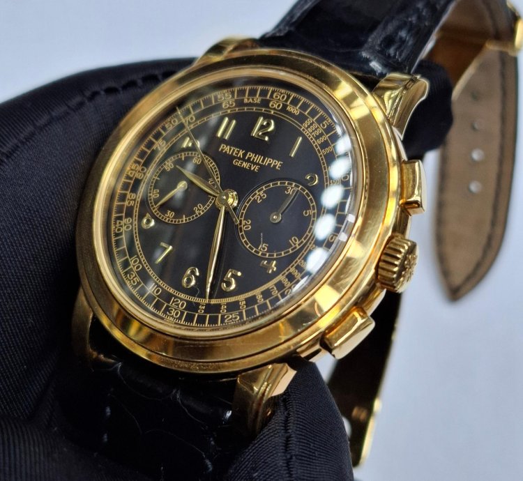 Patek Philippe Chronograph Yellow Gold Never Polished